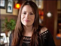 Ella est la mère de ...