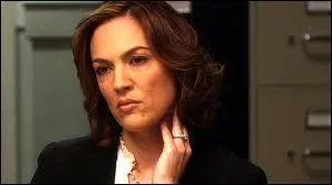 Et enfin, la célèbre avocate Véronica est la mère de ...