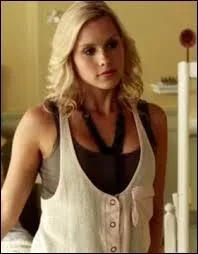 Egalement une relation de courte durée mais cette fois avec Emily, voici ...