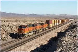 Quand la ville de Bagdad devient-elle la capitale de l'empire abbasside ?