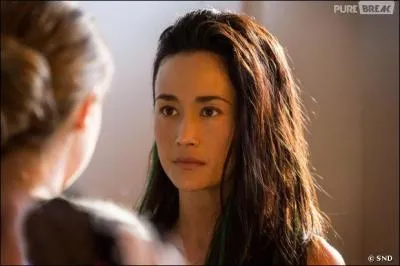 Dans quelle faction Tori est-elle ?