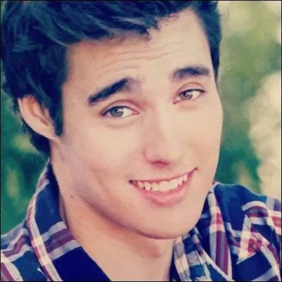 Qui est-ce dans la série "Violetta" ?