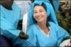 A qui un conseiller UMP de Paris, Alain Destrem, a-t-il compar Sgolne Royal vtue d'un boubou bleu?