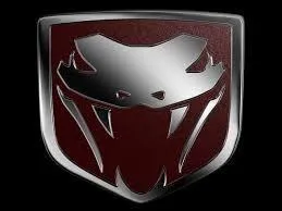 Quel constructeur automobile américain fut le concepteur du modèle "Viper" ?