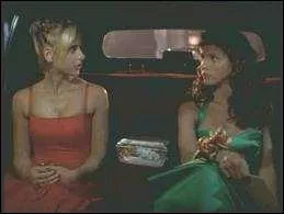 [Le Bal de fin d'année] Avec quoi se défend Cordélia dans cet épisode ?