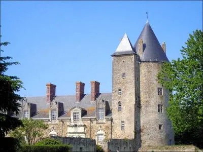 Vous allez passer vos vacances chez votre tante Thérèse à Blain, dans quel département irez-vous ?