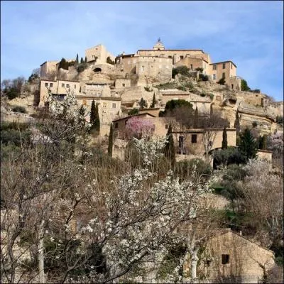 La ville de Malaucène est située dans :