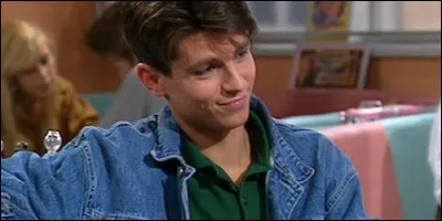 Comment se prénomme ce dragueur inconditionnel ?