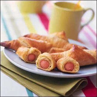 Voici également quelques petits feuilletés aux ...