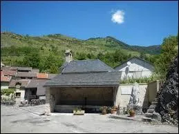 Petit village Ariégeois de 64 habitants, Caussou, se situe en région ...