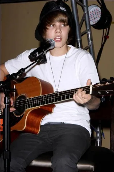 Quel est son premier album ?