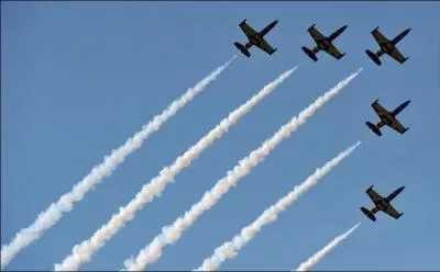 Salgo « volandito » de este quiz, voilà pourquoi il est aussi court.