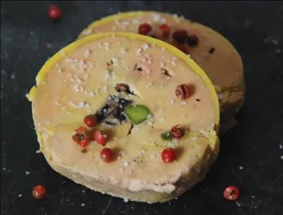 Quel vin accompagne en général un foie gras ?