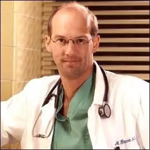 Pour le décès de quel patient Mark est-il attaqué en procès ?