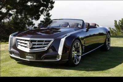 Cadillac présente un grand modèle de haut de gamme. Comment s'appelle ce modèle américain ?