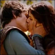 Où Annabeth et Percy s'embrassent-ils dans le 5 ?