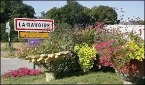 Nous entrons dans la commune Savoyarde de La Ravoire. Nous sommes en région ...