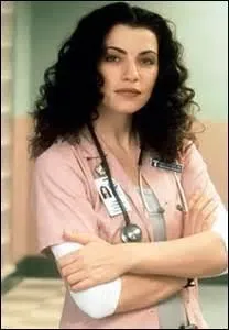 Qui est l'infirmière engagée par Carol ?