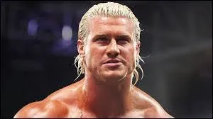 Comment s'appelle ce catcheur ?