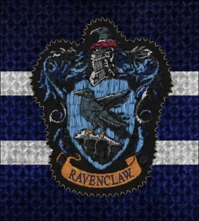 Mises bout à bout, les tables des Serdaigle et des Gryffondor mesurent 7 mètres de long. La longueur de la table de Terry Boot représente les 3/4 de la longueur de la table de Lee Jordan. Quelle est la longueur de la table des Serdaigle ?