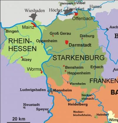 En regardant l'initiale des réponses (2-1-2-1-2-1-2-1-2), vous avez mon prénom. Et pour mon nom ?