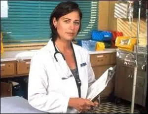 Laquelle de ces femmes Carter rencontre-t-il à la réunion des alcooliques anonymes ?