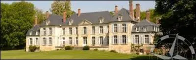Nous partons visiter ce château, qui se situe dans la commune Samarienne de Warsy. Pour cela, nous devons nous rendre en région ...