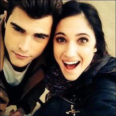 Quel secret Francesca cache-t-elle à Violetta ?