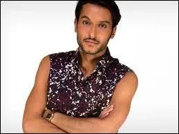 Comment s'appelle le candidat sur la photo ?