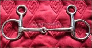 4-Les différentes embouchures : ce mors s'appelle ...