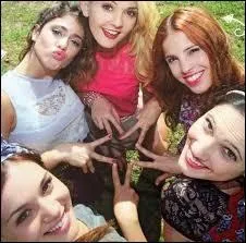 Ont-elles d'autres amies ?