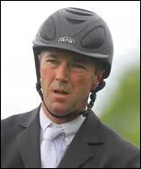 Avec quel autre cavalier de CSO Patrice Delaveau monte-t-il dans son écurie ?