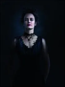 Et elle, mystérieuse et "possédée" ?