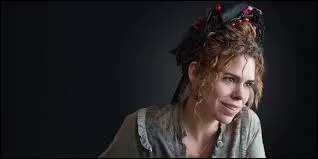 Et pour finir, quel est le nom de la "copine" d'Ethan ?