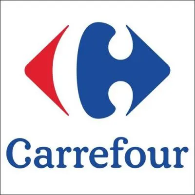 Dans quelle ville de France Carrefour ouvre-t-il son premier magasin ?