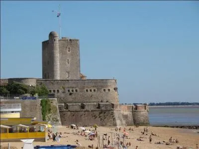 Dans nos campagnes, un marochun était :