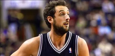Comment se nomme ce joueur italien champion NBA avec les Spurs la saison derni&egrave;re ?