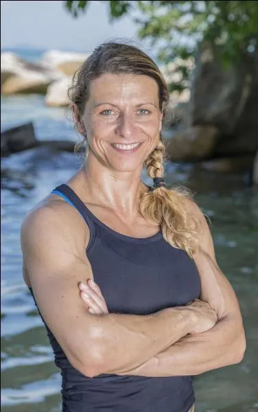 En 2013, lors de la finale, elle a fait des pompes en talons. C'est évidemment...