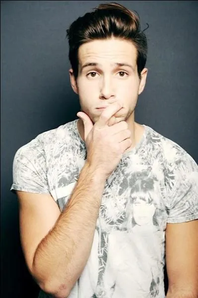 Quel est le vrai nom d'Alex ?