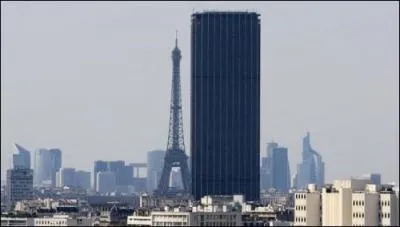 Quelle est la hauteur de la tour Montparnasse ?