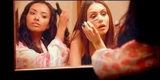 Je me suis fianc&eacute;e le 28 octobre 2012 avec un sc&eacute;nariste, mannequin et producteur. Qui suis-je ?