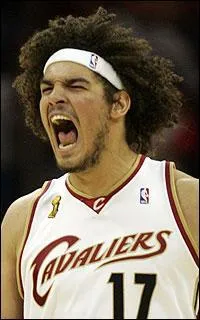 Voilà dix ans que ce joueur est à Cleveland, il a connu tout comme LeBron James la finale NBA en 2007, mais contre quelle franchise avaient-ils perdu ?