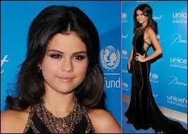 Quelle fondation Selena Gomez soutient-elle ?