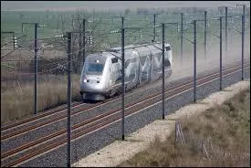 Il paraît que le record de vitesse sur rail est de 486, 2 km/h ?