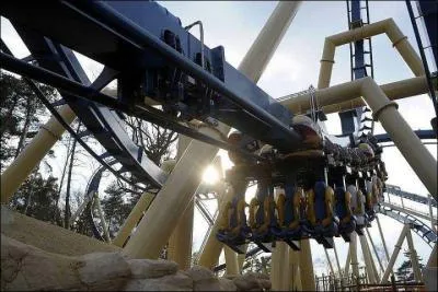 D'après le fabriquant et le parc, ce manège (Oziris) donne l'impression :