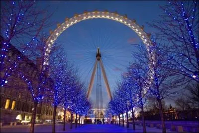 La plus grande roue n'est maintenant plus en Angleterre mais :
