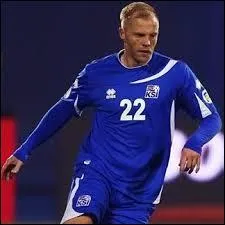 De 2006 à 2009, dans quel club espagnol a joué l'attaquant islandais Eidur Gudjohnsen ?