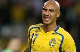 De 1997 à 2004, le Suédois Henrik Larsson a fait les beaux jours d'un club écossais, avec lequel il aura inscrit plus de 240 buts. Lequel est-ce ?