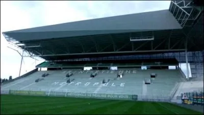 De quel nom le stade Geoffroy-Guichard a-t-il été surnommé ?