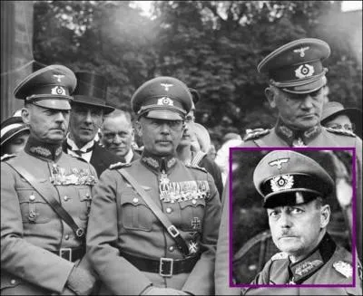 Ulcéré par ce maréchal « défaitiste », Hitler le fait remplacer sur le front russe par Walter von Reichenau le 1er décembre...